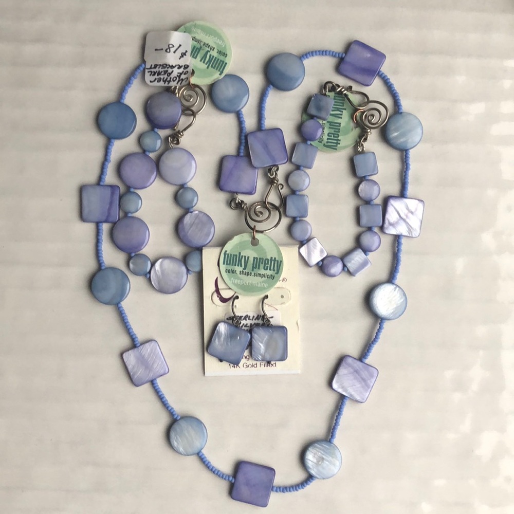 Mother of Pearl Necklace/2 Bracelets/Earrings Set